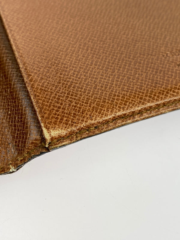 【中古品】【メンズ/レディース】 LOUIS VUITTON ルイ・ヴィトン 製造番号864 AN 1986年製 80S モノグラム 二つ折り長財布 179-260713-KS-04-min カラー：ブラウン 万代Net店
