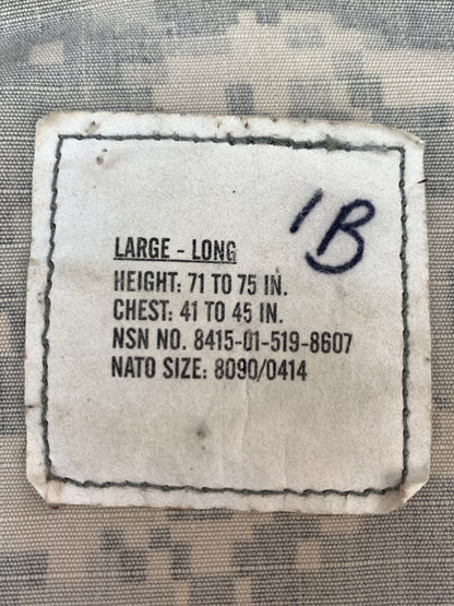 【中古品】【メンズ】 U.S.ARMY ユーエスアーミー 00S TACTICAL ACU JACKET 8415-01-519-8607 05年製造 ジャケット メンズ アウター ミリタリー 146-260510-em-24-min サイズ：LARGE-LONG カラー：ベージュ系（カモ） 万代Net店