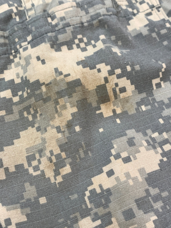 【中古品】【メンズ】 U.S.ARMY ユーエスアーミー 00S TACTICAL ACU JACKET 8415-01-519-8607 05年製造 ジャケット メンズ アウター ミリタリー 146-260510-em-24-min サイズ：LARGE-LONG カラー：ベージュ系（カモ） 万代Net店