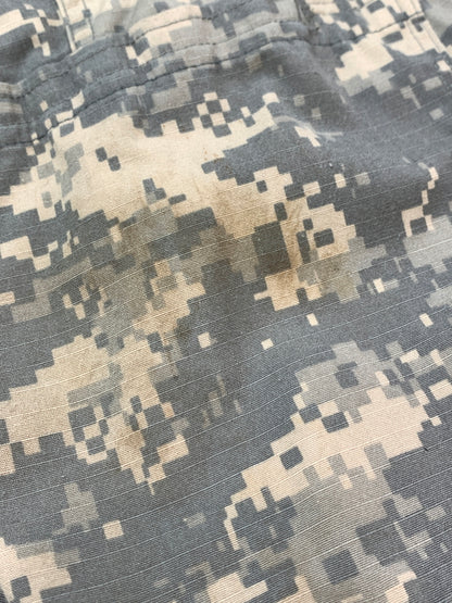 【中古品】【メンズ】 U.S.ARMY ユーエスアーミー 00S TACTICAL ACU JACKET 8415-01-519-8607 05年製造 ジャケット メンズ アウター ミリタリー 146-260510-em-24-min サイズ：LARGE-LONG カラー：ベージュ系（カモ） 万代Net店