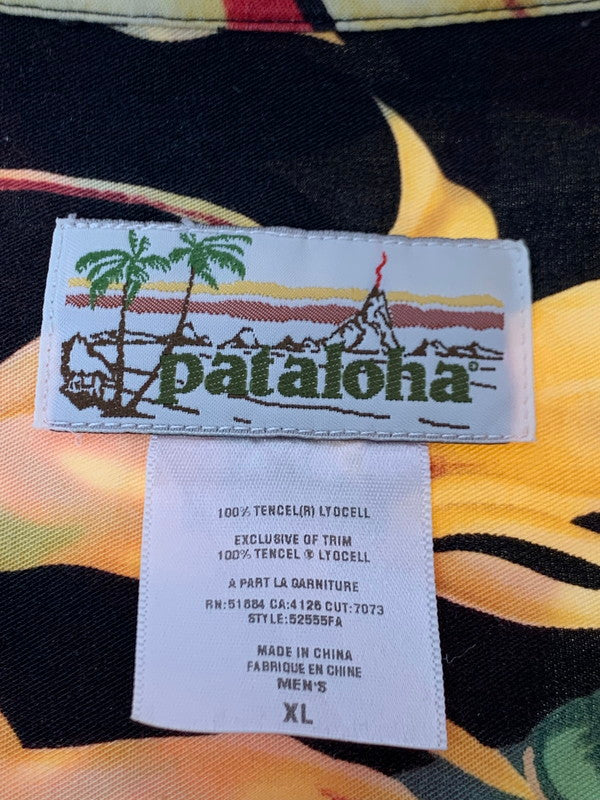 【中古品】【メンズ】  PATALOHA パタロハ 52555FA 2003 LIMITED EDITION レッドジンジャー柄 アロハシャツ 半袖シャツ トップス 144-240515-jt-01-min サイズ：XL カラー：ブラック/レッド/イエロー 万代Net店