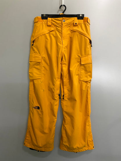 【中古品】【メンズ】 THE NORTH FACE ザ ノースフェイス SNOW PANTS スノーパンツ メンズ ウィンター ウェア 155-260702-hu-41-min サイズ：Ｌ カラー：オレンジ/イエロー系 万代Net店