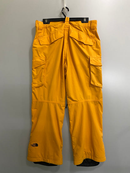 【中古品】【メンズ】 THE NORTH FACE ザ ノースフェイス SNOW PANTS スノーパンツ メンズ ウィンター ウェア 155-260702-hu-41-min サイズ：Ｌ カラー：オレンジ/イエロー系 万代Net店