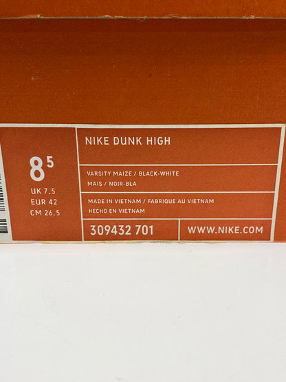 【中古美品】【メンズ】 NIKE ナイキ 2005年製 DUNK HIGH 309432-701 ダンクハイ スニーカー 靴 160-240508-jt-13-min サイズ：US 8.5 26.5cm カラー：VARSITY MAIZE/BLACK/WHITE 万代Net店