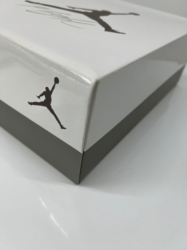 【中古美品】【メンズ】 NIKE ナイキ × A MA MANIERE ア マ マニエール 別注 コラボ WMNS AIR JORDAN 3 RETRO SP DH3434-110 ウィメンズ エアジョーダン 3 レトロ スペシャル スニーカー 靴 160-260725-kk-10-hon カラー：WHITE/WHITE-MEDIUM GREY 万代Net店