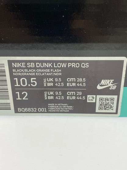 【中古品】【メンズ】 NIKE SB ナイキエスビー DUNK LOW PRO QS BQ6832-001 ダンク ロー プロ クイックストライク スニーカー 靴 160-240517-yn-10-min サイズ：28.5cm US10.5 カラー：BLACK/BLACK-ORANGE FLASH 万代Net店