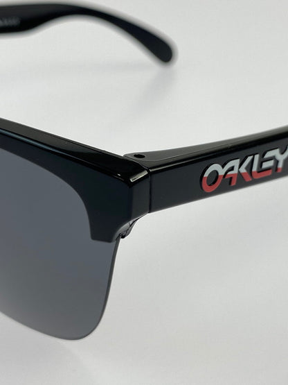 【中古品】【メンズ/レディース】 OAKLEY オークリー FROGSKINS LITE SUNGLASSES OO9374-4063 フロッグスキンライト サングラス 203-240628-me-09-min サイズ：63□10 138 カラー：ブラック系 万代Net店