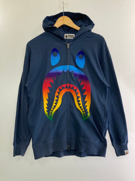 【中古品】【メンズ】 A BATHING APE アベイシングエイプ SHARK FULL ZIP PARKA 001ZPG302505X シャーク フルジップパーカー トップス 142-240520-yn-06-min カラー：ネイビー 万代Net店