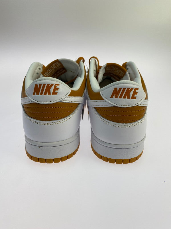 【未使用品】【メンズ】 NIKE ナイキ FQ6965-700 DUNK LOW QS"DARK CURRY REVERSE CURRY"(2024) ダンク ロー クイックストライク ダークカレー/ホワイト スニーカー シューズ 靴 160-240601-me-04-min サイズ：28.5cm カラー：DARK CURRY/WHITE 万代Net店