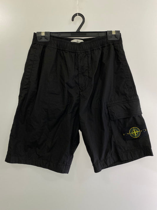 【中古美品】【メンズ】 STONE ISLAND ストーンアイランド STONE ISLAND 24SS PARACADUTE CARGO SHORTS パラカデューテ カーゴ ショート パンツ 8015L1803 152-240617-cn-20-min サイズ：29 カラー：ブラック 万代Net店