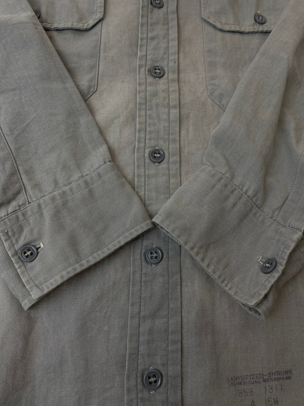 【現状渡し品】【メンズ】  FRUIT OF THE LOOM フルーツオブ ザルーム 50-60S SERVICE SHIRT 長袖シャツ トップス 146-240622-me-23-min サイズ：16 1/2 カラー：グレー 万代Net店