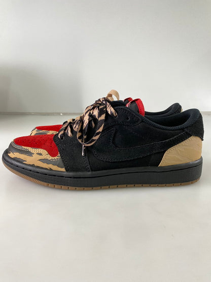 【中古美品】【レディース】 NIKE ナイキ AIR JORDAN 1 RETRO LOW OG SP SOLE FLY DN3400-001 エアジョーダン 1 レトロ ロー オリジナル ソールフライ スニーカー 靴 166-240628-yn-01-min サイズ：24.0cm US6 カラー：BLACK/SPORT RED-DESERT 万代Net店