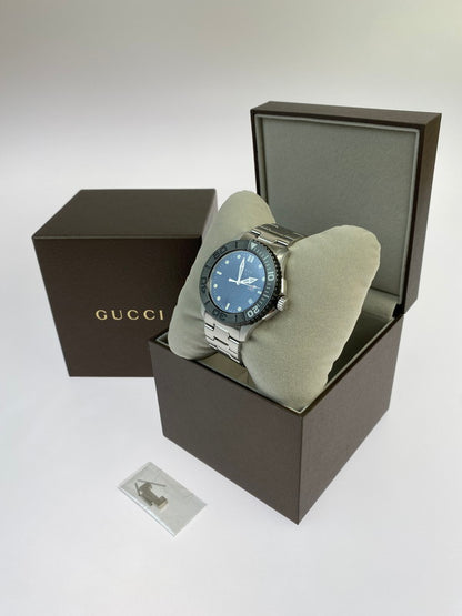 【中古品】【メンズ】 GUCCI グッチ 126.2 Gタイムレス スポーツクォーツ腕時計 ウォッチ 197-240711-me-19-min カラー：シルバー/ブラック 万代Net店