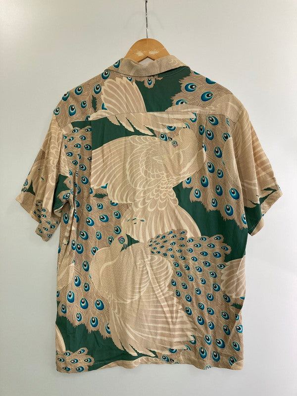 【中古品】【メンズ】 SUN SURF サンサーフ SS31606 孔雀 RAYON ALOHA SHIRT アロハシャツ トップス 145-240710-ks-40-min サイズ：M カラー：ベージュ系 万代Net店