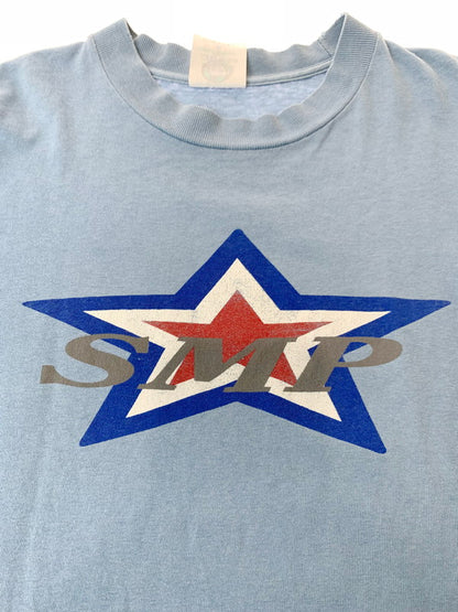 【中古品】【メンズ】  SMP SKATEBOARDS USA製 90S STAR LOGO T-SHIRT スケートボーダーズ 90年代 スターロゴ Tシャツ トップス 146-240716-jt-03-min サイズ：M カラー：ライトブルー 万代Net店