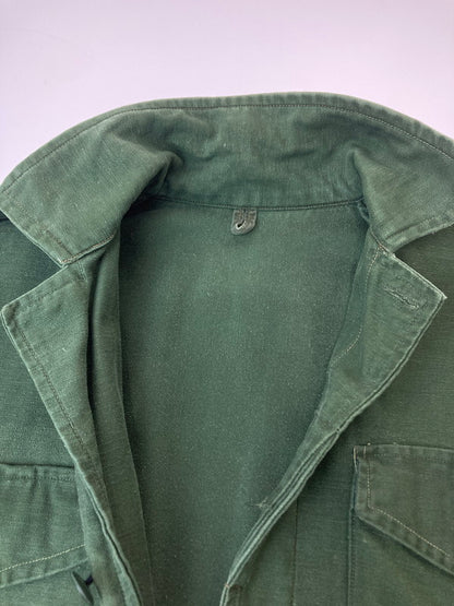 【中古品】【メンズ】  USED MILITARY ユーズド ミリタリー M-47 TYPE FIELD JACKET ジャケット アウター 146-240801-ks-12-min サイズ：サイズ不明 カラー：オリーブ系 万代Net店