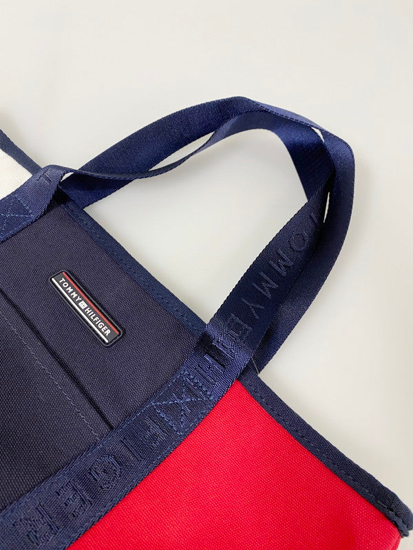 【中古品】【メンズ/レディース】 TOMMY HILFIGER トミーヒルフィガー MEDIUM CANVAS TOTE BAG 69J2255 オンライン限定 ミディアムキャンバストートバッグ カバン 188-240803-yn-19-min カラー：ホワイト/ネイビー/レッド 万代Net店