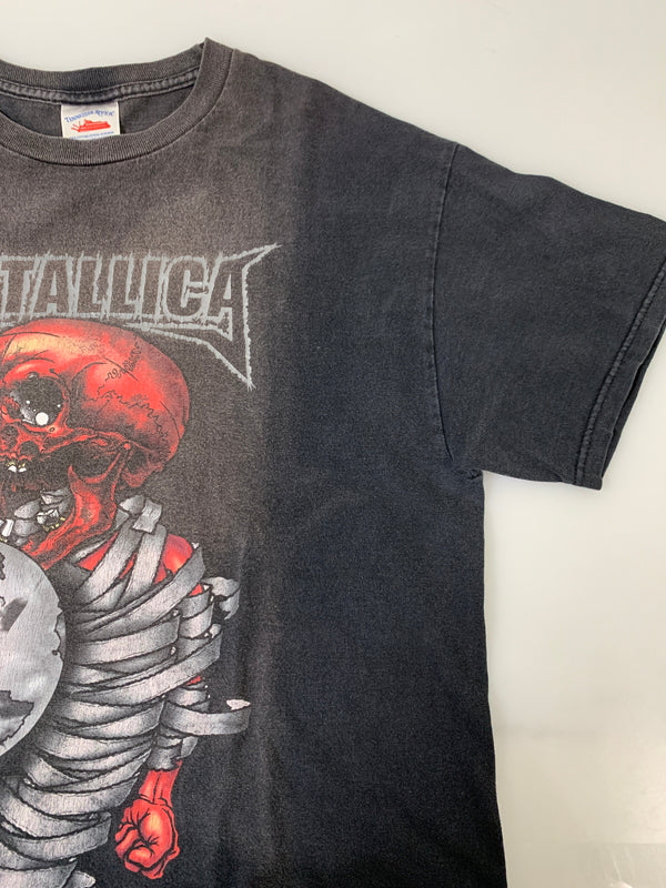【中古品】【メンズ】 METALLICA 2004 TOUR TEE "PUSHEAD" メタリカ 2004 ツアーティーシャツ パスヘッド ヴィンテージ ティーシャツ トップス 146-260522-SH-01-min サイズ：L カラー：ブラック 万代Net店