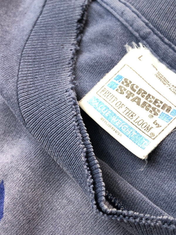 【現状渡し品】【メンズ】 OASIS オアシス 90’S BAND TEE ナインティーズ バンドTシャツ メンズTシャツ 146-260411-KS-03-min サイズ：L カラー：ブルー系 万代Net店