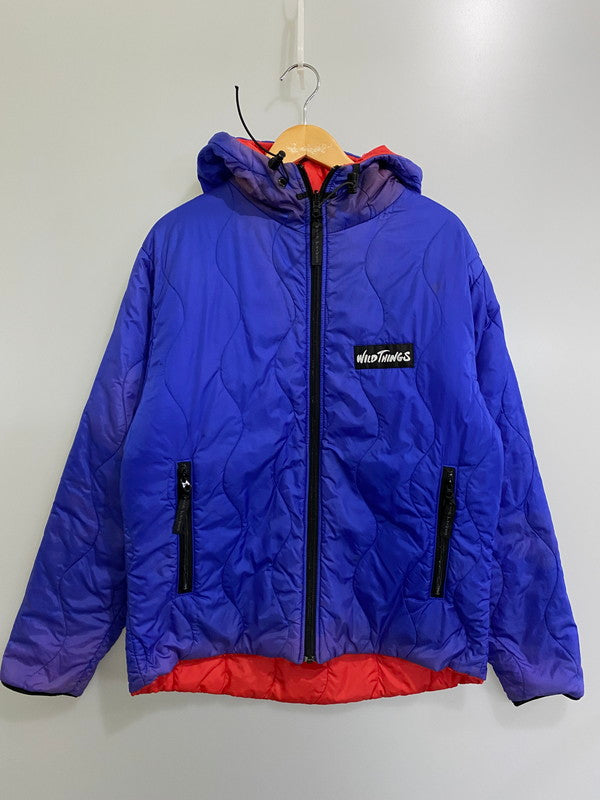 【現状渡し品】【メンズ】 WILDTHINGS ワイルドシングス USA製 PRIMALOFT REVERSIBLE DOWN JACKET プリマロフト リバーシブルダウン ジャケット アウター 144-240826-me-02-min サイズ：M カラー：レッド 赤 万代Net店