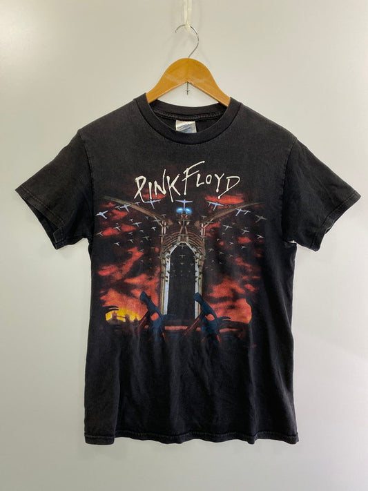 【現状渡し品】【メンズ】  PINK FLOYD ピンク・フロイド 1997 THE WALL TEE 半袖Tシャツ トップス 146-241107-me-26-min サイズ：S カラー：ブラック系 万代Net店