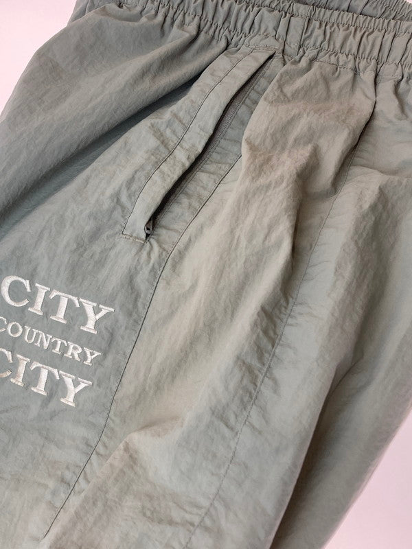 【中古品】【メンズ】  CIRY COUNTRY CITY シティーカントリーシティー CCC-P001 22SS NYLON PANTS ナイロンパンツ ボトムス 151-240819-jt-31-min サイズ：M カラー：グレー系 万代Net店