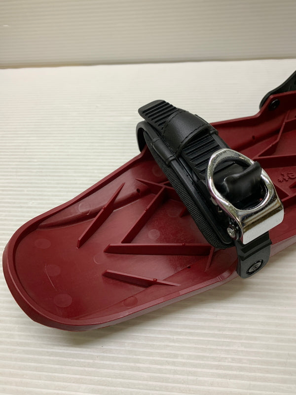 【現状渡し品】 snowfeet スノーフィート ミニスキー スキースケート 127-260924-ta-01-min 万代Net店