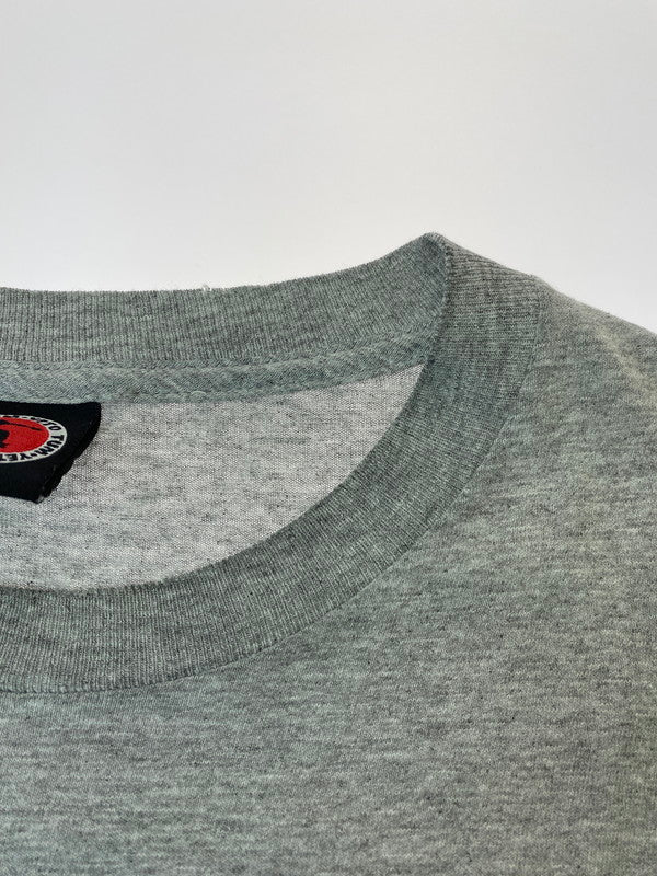 【中古品】【メンズ】 ZERO TRAINWRECK ゼロトレインレック 90S DEATHBOX SKATEBOARDS L S T-SHIRT 90年代 デスボックス スケートボード ロングスリーブ Tシャツ トップス 長袖 146-240825-ma-11-min サイズ：サイズ不明 カラー：グレー 万代Net店