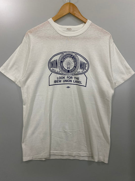 【中古品】【メンズ】 UNUSED アンユーズド USED ユーズド 80-90S INTERNATIONAL BROTHERHOOD OF ELECTRICAL WORKERS-国際電気労働者友愛会-PRINTED T-SHIRT Tシャツ トップス 146-240824-ks-22-min サイズ：不明 カラー：ホワイト 万代Net店