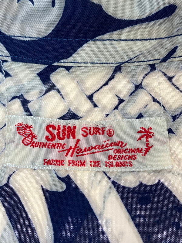 【中古品】【メンズ】 SUN SURF サンサーフ SS34856  MONSTERA & FRUITS BORDER ALOHA SHIRT モンステラ＆フルーツボーダー アロハシャツ トップス 半袖 145-240829-ma-11-min サイズ：S カラー：ネイビー/白 万代Net店