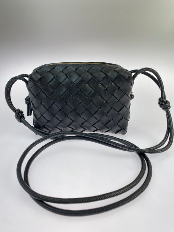 【中古品】【レディース】 BOTTEGAVENETA ボッテガヴェネタ MINI LOOP CAMERA BAG ミニ ループ カメラ バッグ 鞄 ショルダ―バッグ 180-240906-jt-09-min カラー：ブラック  万代Net店