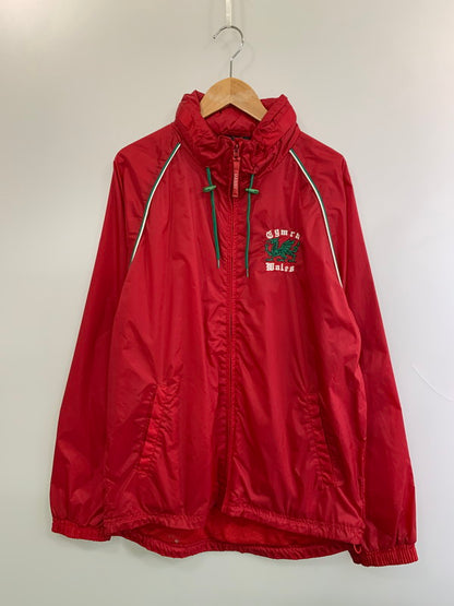 【現状渡し品】【メンズ】 MANAV PREMIER CLOTHING マナブプレミアクロージング 90S NYLON TRANING JACKET トレーニングジャケット ナイロンジャケット CYMRU 146-260611-kt-07-min サイズ：L カラー：レッド 万代Net店