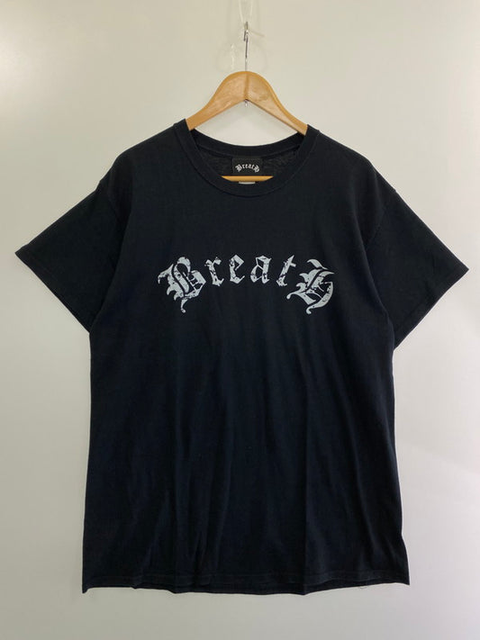 【中古品】【メンズ】 BREATHLESS ブレスレス S S LOGO TEE ロゴ Tシャツ 半袖トップス 142-240917-me-04-min サイズ：L カラー：ブラック 黒 万代Net店