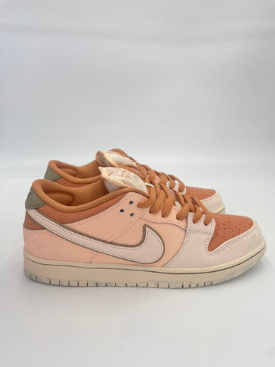 【中古美品】【メンズ】 NIKE SB ナイキエスビー DUNK LOW PREMIUM FV5926-200 スニーカー 160-241012-NK-2-yok カラー：AMBER BROWN/GUAVA ICE 万代Net店