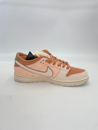 【中古美品】【メンズ】 NIKE SB ナイキエスビー DUNK LOW PREMIUM FV5926-200 スニーカー 160-241012-NK-2-yok カラー：AMBER BROWN/GUAVA ICE 万代Net店