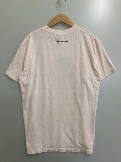 【中古品】【メンズ】  OLD STUSSY オールドステューシー 銀タグ USA製 90-00S MONOGRAM SKATE MAN PRINTED T-SHIRT 半袖Tシャツ トップス 142-241007-me-14-min サイズ：L カラー：ピンク 万代Net店