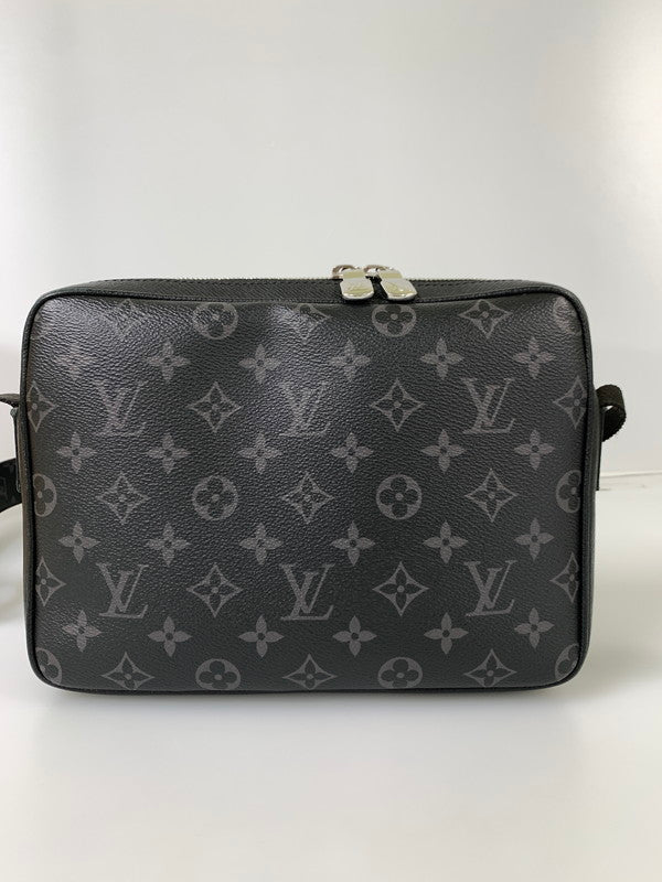 【中古品】【メンズ/レディース】 LOUIS VUITTON ルイ・ヴィトン タイガラマ・エクリプス アウトドア メッセンジャーPM M30233 ショルダーバッグ カバン 179-241016-yn-14-min カラー：ブラック 万代Net店