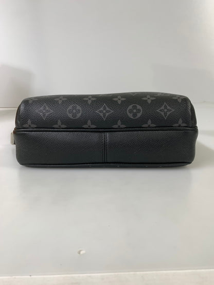 【中古品】【メンズ/レディース】 LOUIS VUITTON ルイ・ヴィトン タイガラマ・エクリプス アウトドア メッセンジャーPM M30233 ショルダーバッグ カバン 179-241016-yn-14-min カラー：ブラック 万代Net店