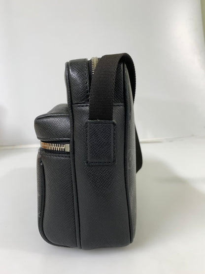 【中古品】【メンズ/レディース】 LOUIS VUITTON ルイ・ヴィトン タイガラマ・エクリプス アウトドア メッセンジャーPM M30233 ショルダーバッグ カバン 179-241016-yn-14-min カラー：ブラック 万代Net店