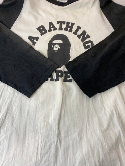 【中古品】【メンズ】 A BATHING APE アベイシングエイプ 90's 2-TONE RAGLAN COLLEGE T-SHIRT 2トーン ラグラン カレッジ Tシャツ トップス 142-241017-yn-12-min サイズ：L カラー：ホワイト/ブラック 万代Net店