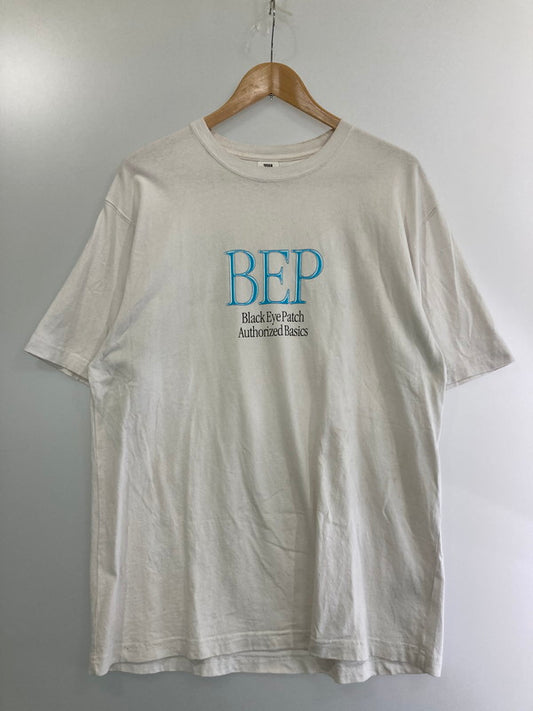 【現状渡し品】【メンズ】 BLACKEYEPATCH ブラックアイパッチ BEP OS LOGO TEE ロゴTシャツ トップス 142-241020-ks-06-min サイズ：L カラー：ホワイト 万代Net店