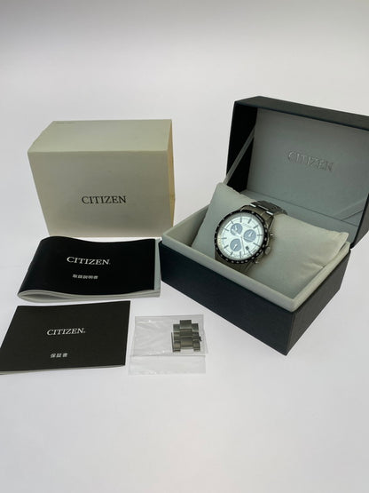 【中古品】【メンズ】 CITIZEN シチズン E820-S083460  ECO DRIVE クロノグラフ ソーラー腕時計 197-241020-AS-10-min カラー：シルバー シルバー系文字盤 万代Net店