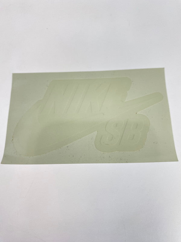 【LIFTる。景品】【中古】【メンズ】 NIKE SB ナイキエスビー FZ1278-200 DUNK LOW PRO CITY OF CINEMA CELESTIAL GOLD AND DARK TEAM RED ダンクロー プロ スニーカー シューズ 靴 160-241022-me-23-min サイズ：28.5cm US10.5 カラー：CELESTIAL GOLD/DARK 万代Net店