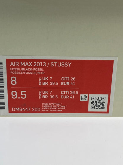 【中古品】【メンズ/レディース】 NIKE ナイキ ×STUSSY ステューシー DM6447-200 AIR MAX 2013 FOSSIL 靴 シューズ スニーカー 160-241103-AS-16-min サイズ：26cm カラー：オフホワイト系 万代Net店