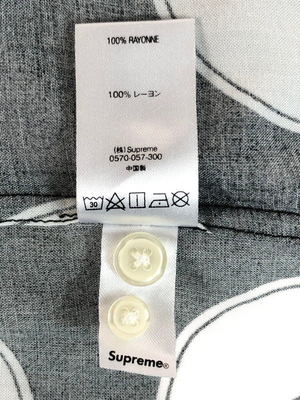 【中古品】【メンズ】 Supreme シュプリーム × UNDERCOVER アンダーカバー 18SS PUBLIC ENEMY RAYON SHIRT パブリック エネミー レーヨン シャツ 半袖シャツ 149-251106-na-05-tag サイズ：M カラー：ブラック/ホワイト 万代Net店