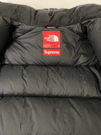 【中古品】【メンズ】 SUPREME シュプリーム × THE NORTH FACE ザ・ノースフェイス MOUNTAIN BALTORO JACKET ND91701I 17AW マウンテン バルトロ ジャケット メンズ アウター コラボ 雪山バルトロ 149-260901-em-04-min サイズ：M カラー：ブルー系 万代Net店