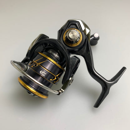 【中古品】 DAIWA ダイワ 21カルディアFC LT2500S リール 釣り具 134-260309-SH-09-min 万代Net店