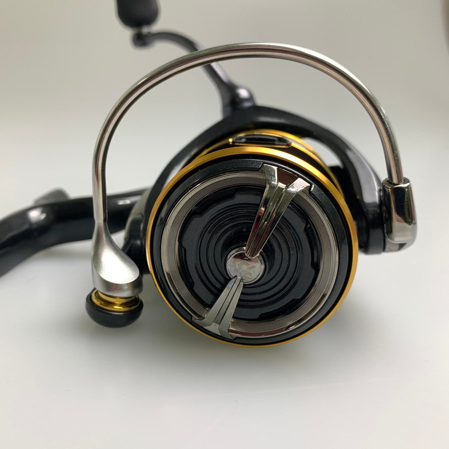 【中古品】 DAIWA ダイワ 21カルディアFC LT2500S リール 釣り具 134-260309-SH-09-min 万代Net店