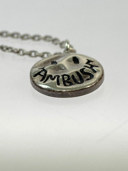 【中古品】【メンズ/レディース】 AMBUSH アンブッシュ SMILEY CHARM NECKLACE スマイリー チャーム ネックレス アクセサリー 192-241128-me-15-min カラー：シルバー 万代Net店