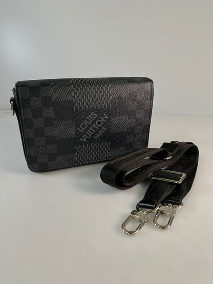 【中古品】【メンズ/レディース】 LOUIS VUITTON ルイ・ヴィトン N5001 ダミエ グラフィット・ステュディオ メッセンジャー ショルダーバッグ 179-241125-me-23-min カラー：ブラック 万代Net店